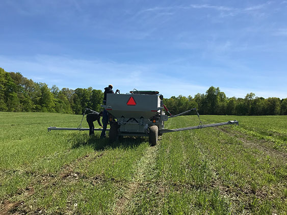 New fertilizer spreader